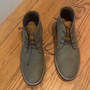 Men’s Rye olive green and brown boots, size 9.5